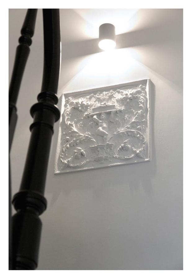 Happy Guesthouse - Grand Place Brussel Buitenkant foto