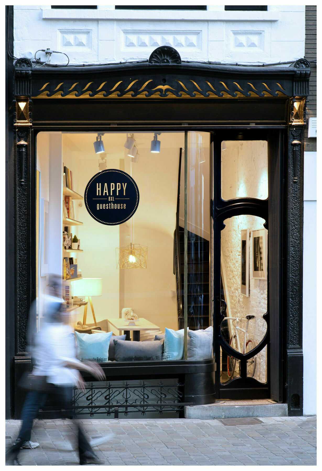 Happy Guesthouse - Grand Place Brussel Buitenkant foto